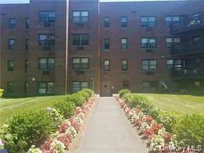 $65,000 | 5 Oakdale Manor, Unit A19, Suffern, NY 10901