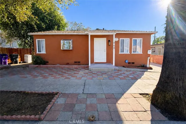 $839,999 | 470 East Home Street, Long Beach, CA 90805