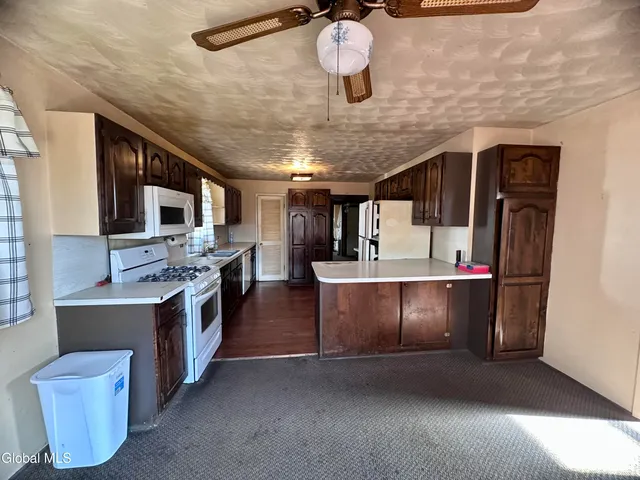 $169,900 | 332 Center Street, Corinth, NY 12822