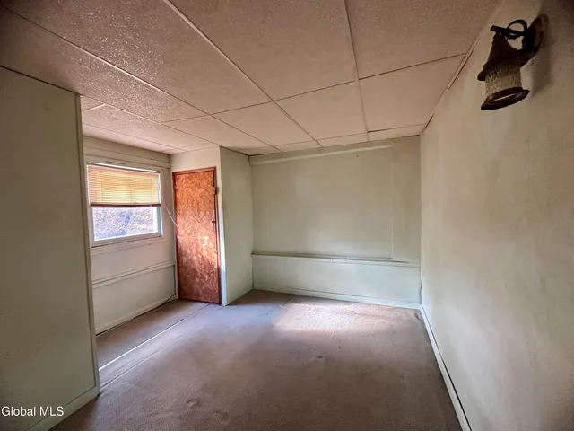 $180,000 | 332 Center Street, Corinth, NY 12822