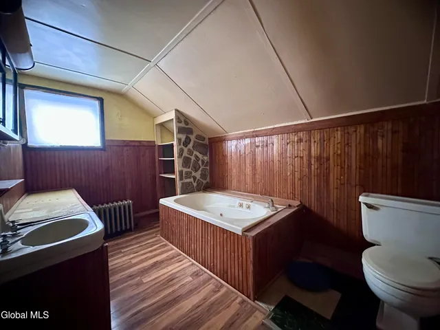 $180,000 | 332 Center Street, Corinth, NY 12822