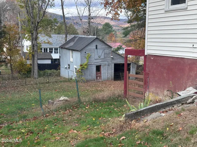 $169,900 | 332 Center Street, Corinth, NY 12822