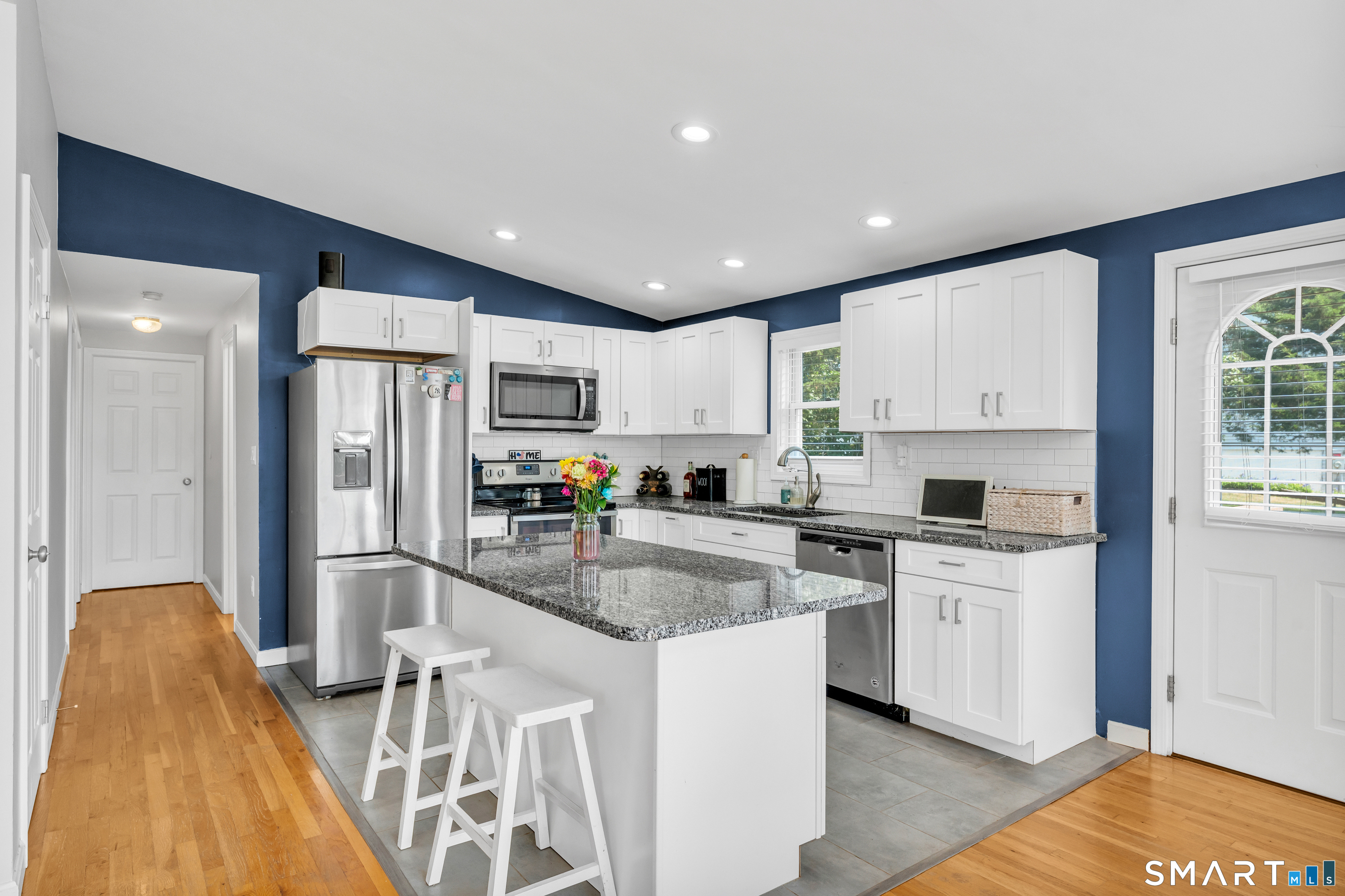 95 Crest Drive Groton, CT 06355 - Photo 25 of 40