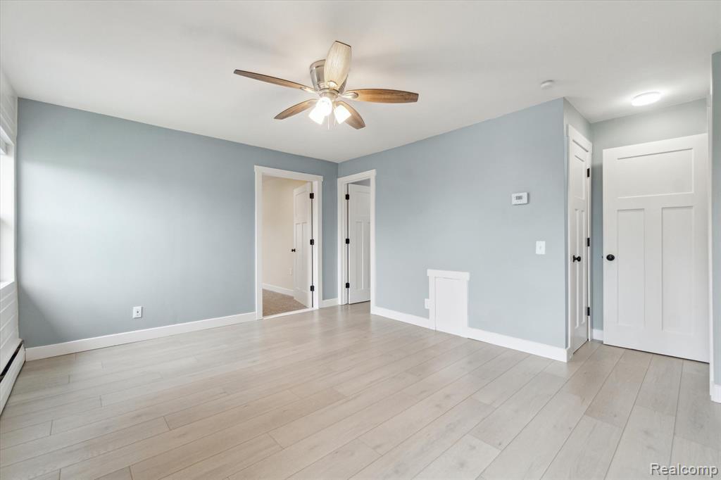 2064 North Long Lake Road Fenton, MI 48430 - Photo 11 of 24 Gallery Image 11