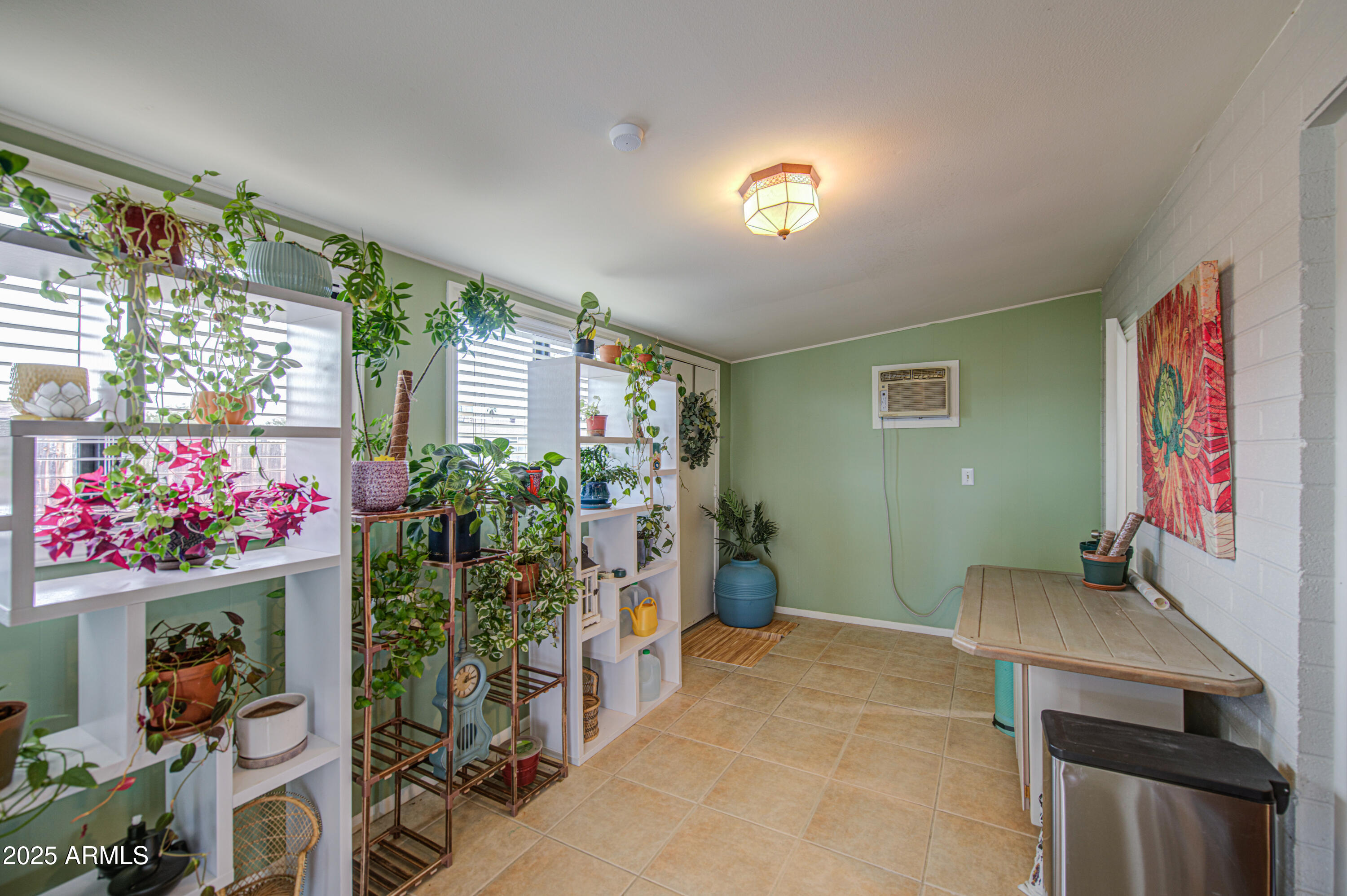 5331 East Dodge Street Mesa, AZ 85205 - Photo 15 of 35 Family Room 1