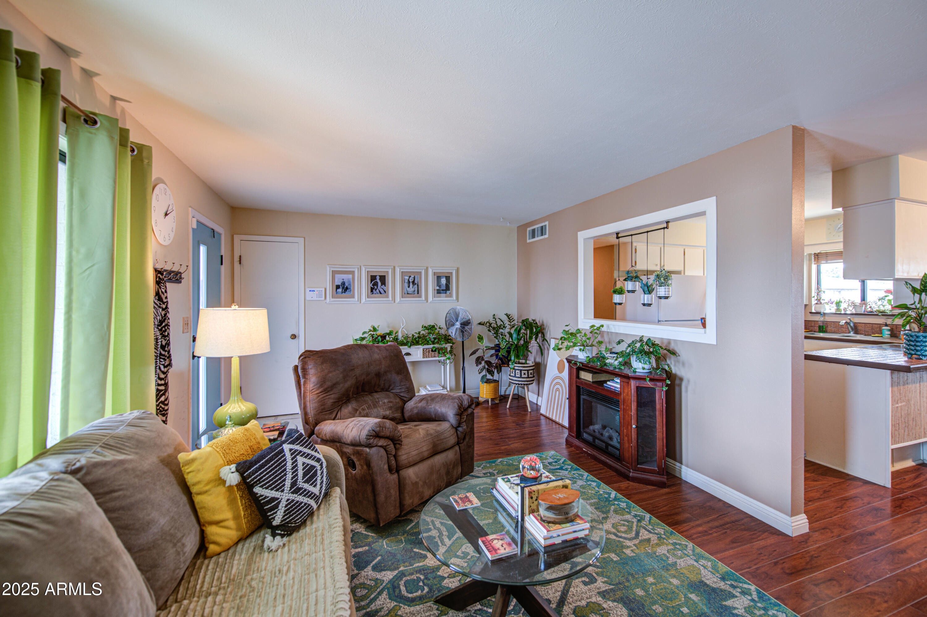 5331 East Dodge Street Mesa, AZ 85205 - Photo 5 of 35 Living Room 3