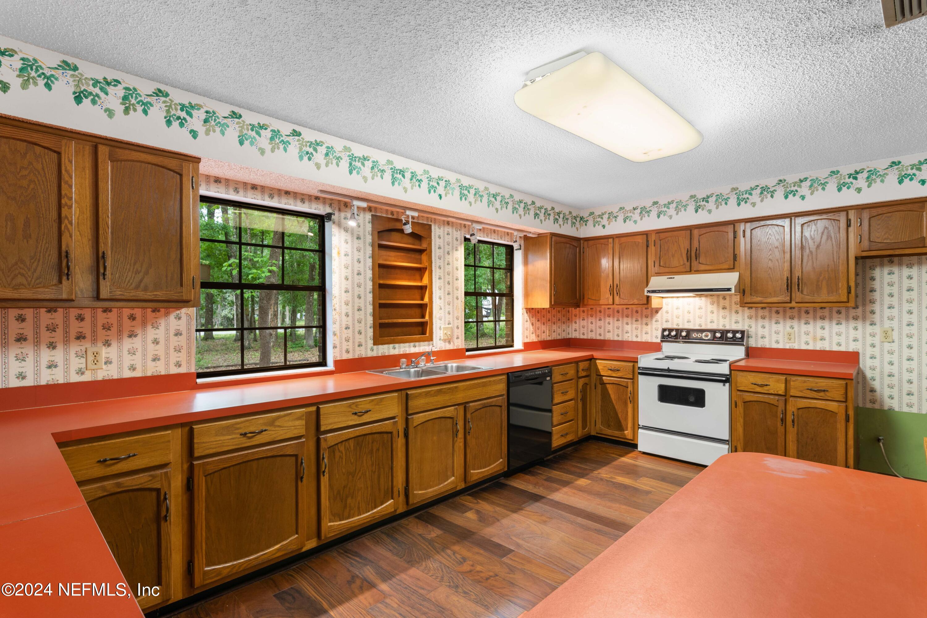 4194 Chokeberry Road Middleburg, FL 32068 - Photo 13 of 30 4194 Chokeberry Rd-16