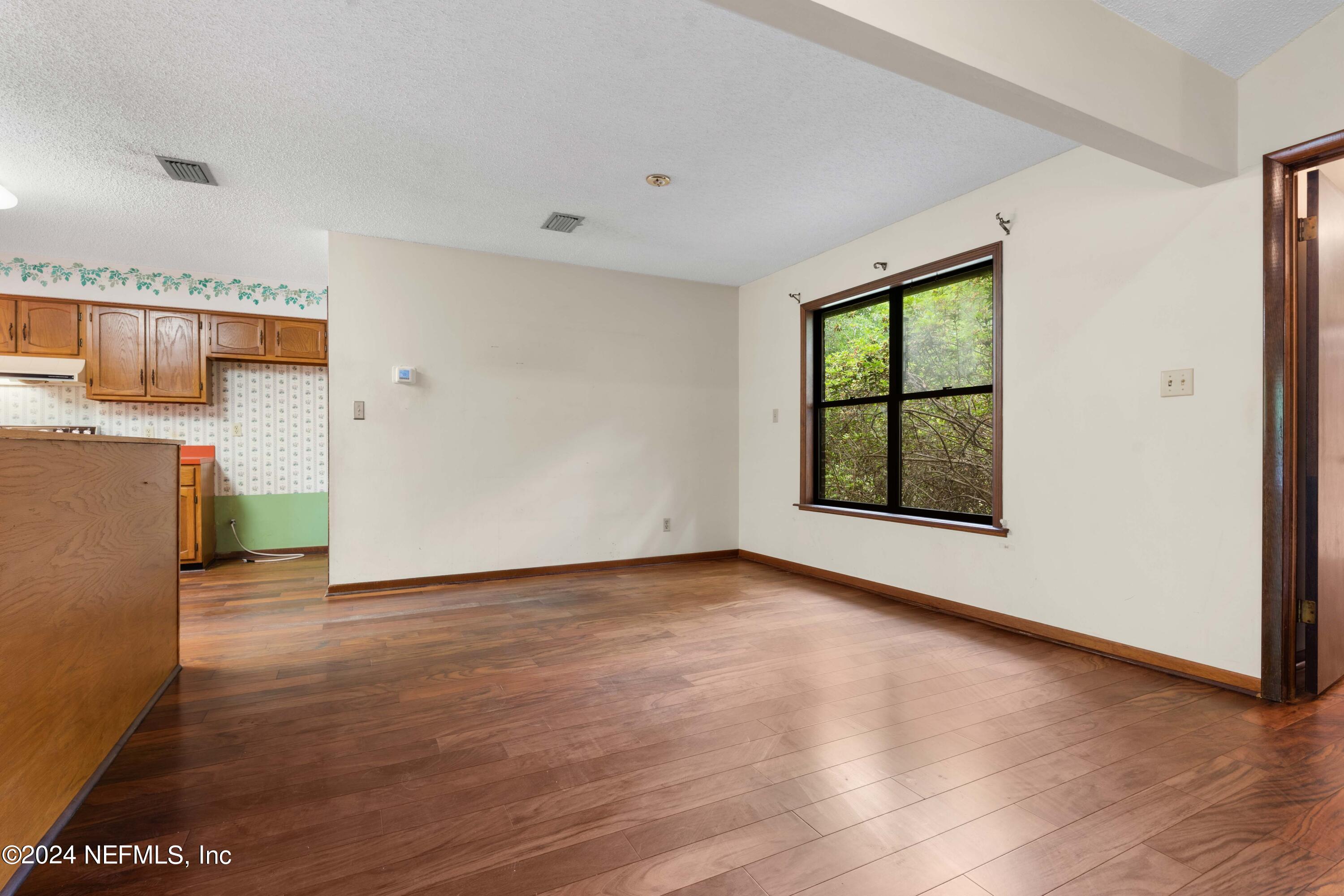 4194 Chokeberry Road Middleburg, FL 32068 - Photo 10 of 30 4194 Chokeberry Rd-14