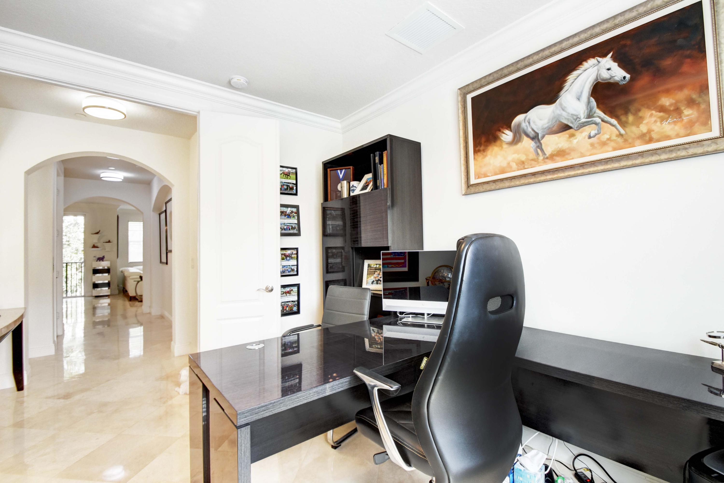 5535 Northeast Trieste Way Boca Raton, FL 33487 - Photo 26 of 51 2ND LEVEL OFFICE
