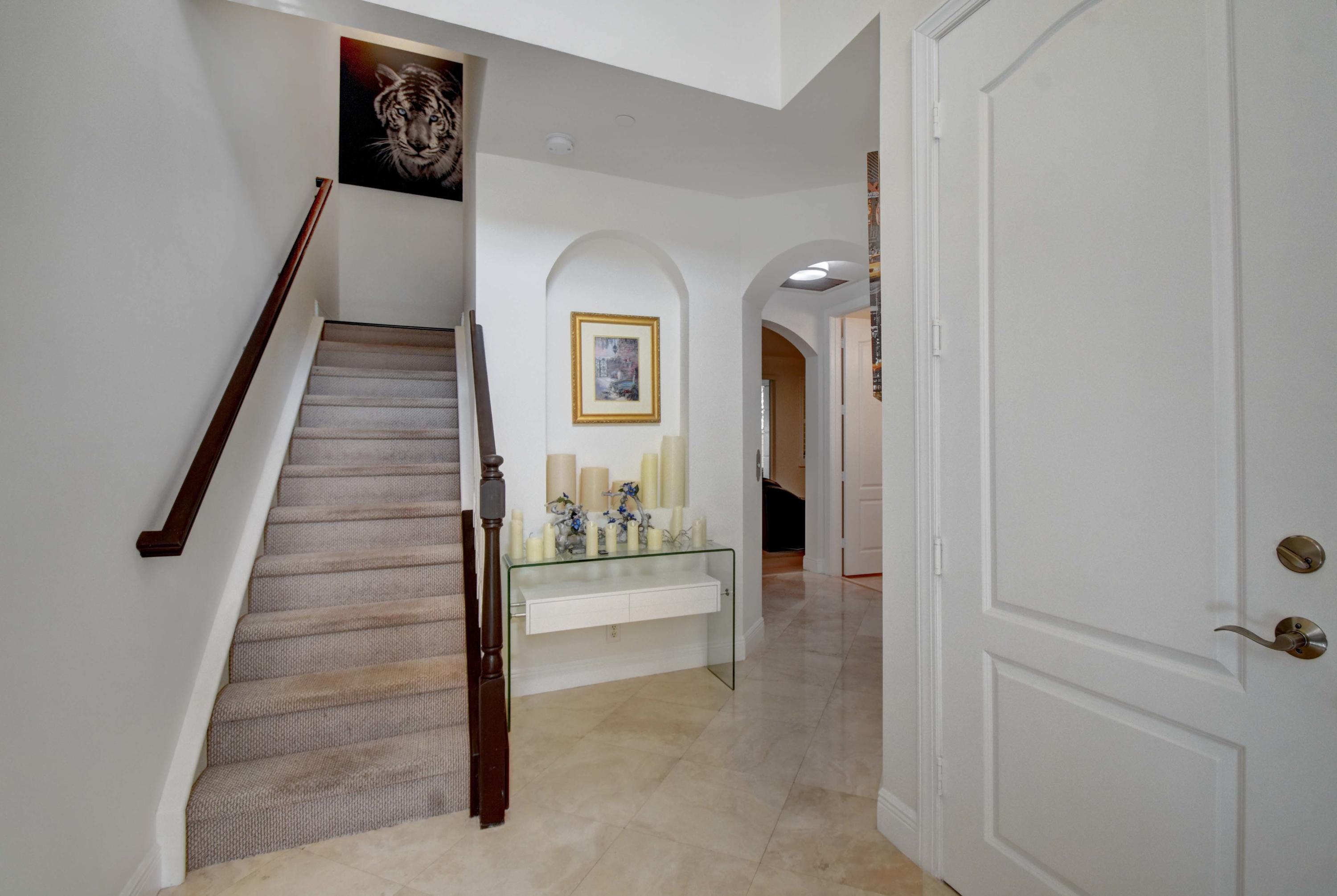 5535 Northeast Trieste Way Boca Raton, FL 33487 - Photo 4 of 51 FOYER
