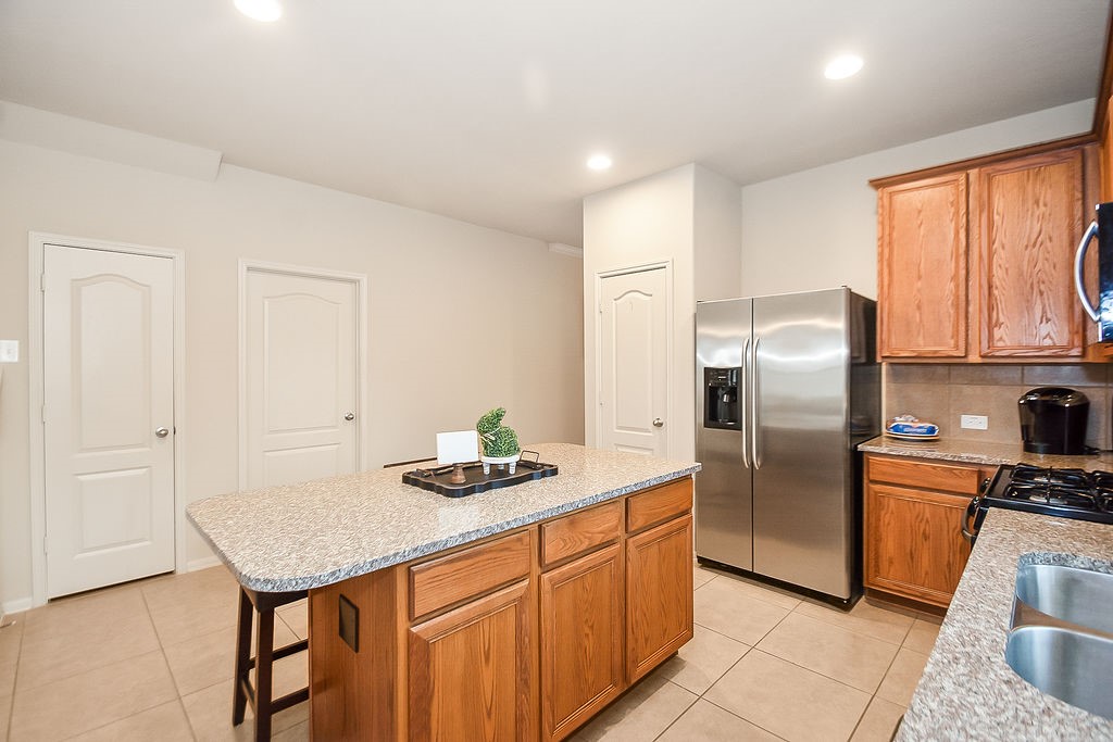 5201 Pale Sage Lane Rosharon, TX 77583 - Photo 11 of 40