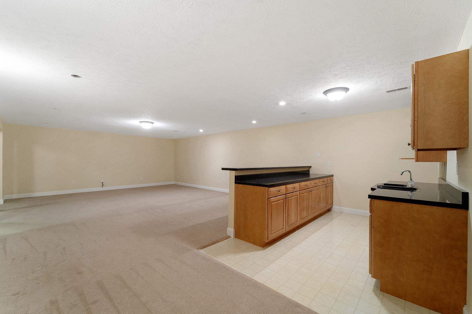 4911 Eagle Crest Court Springfield, IL 62711 - Photo 38 of 42 Gallery Image 38