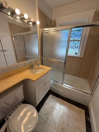 $3,500 | 31 Fifield Street, Unit 2, Watertown, MA 02472