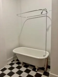 $2,150 | 1304 Touro Street, New Orleans, LA 70116