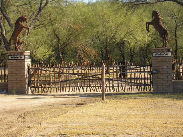 36500 South Rincon Road Wickenburg, AZ 85390 - Photo 3 of 6 Additional Photo