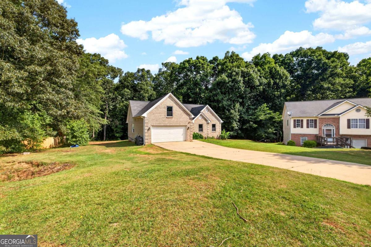 75 Pebble Lane Covington, GA 30016 - Photo 3 of 27