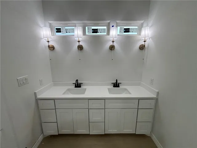 $409,000 | 1815 Spoonbill Drive, Portland, TX 78374