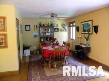 27867 Holly Road Richview, IL 62877 - Photo 6 of 17
