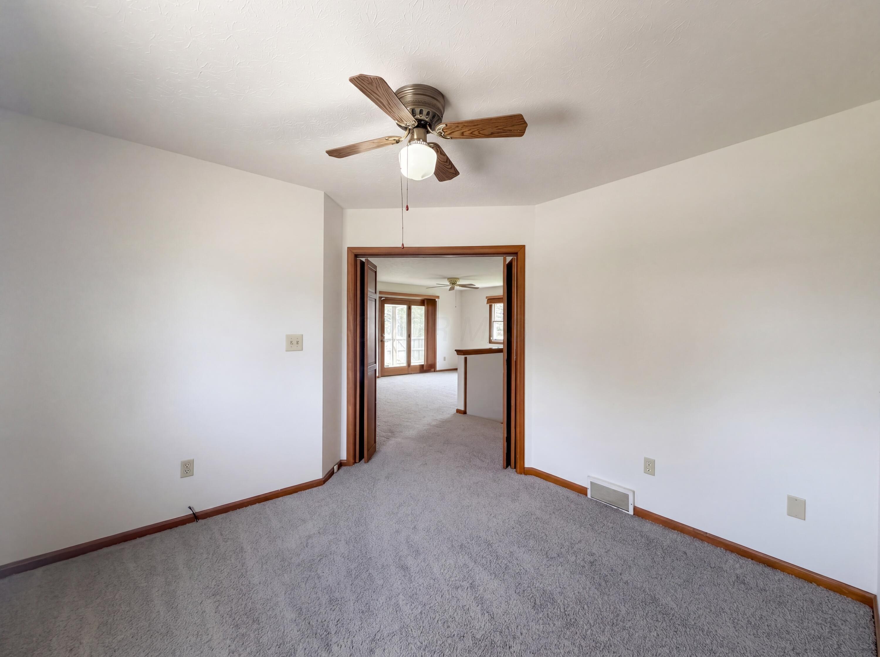 610 Executive Boulevard Delaware, OH 43015 - Photo 11 of 29
