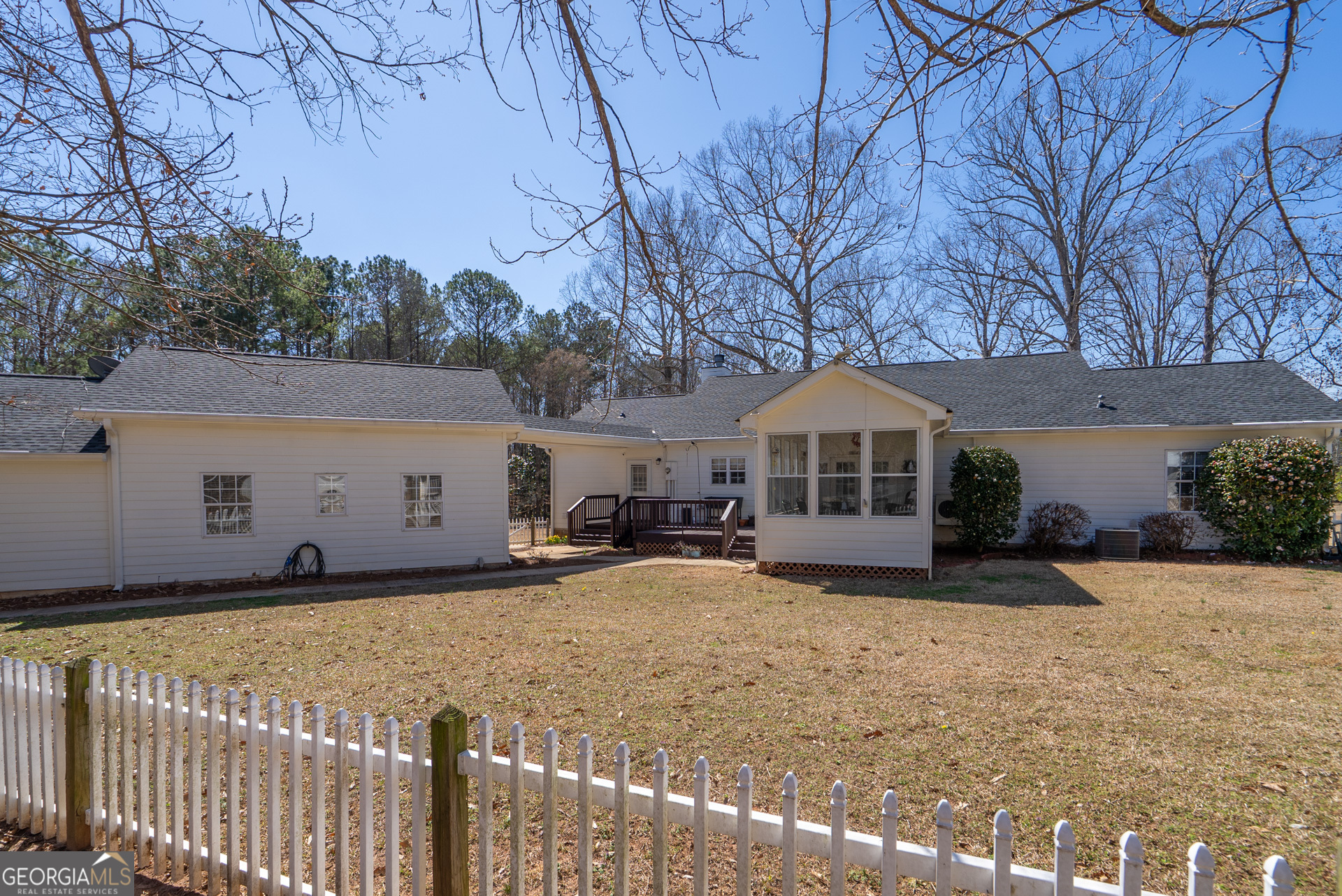 1650 Pierce Dairy Road Madison, GA 30650 - Photo 42 of 85 a front view of a house with a yard