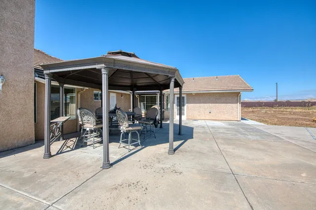 $1,070,000 | 12096 East Shepherd Avenue, Clovis, CA 93619