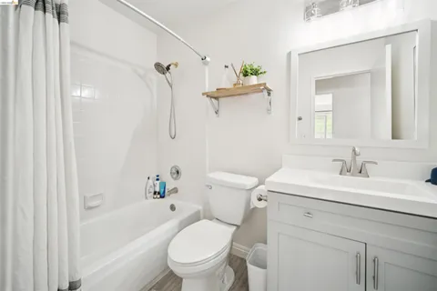 $649,000 | 17 Burlwood Court, Pittsburg, CA 94565