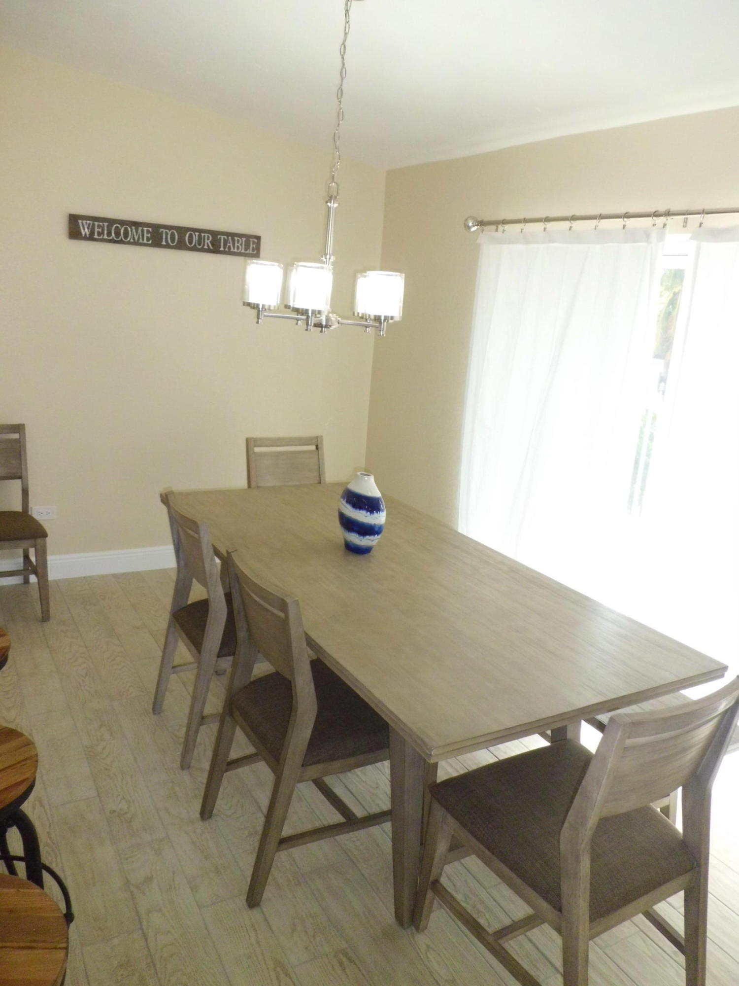 16 Bahama Road Key Largo, FL 33037 - Photo 32 of 39 BAH UP DINING