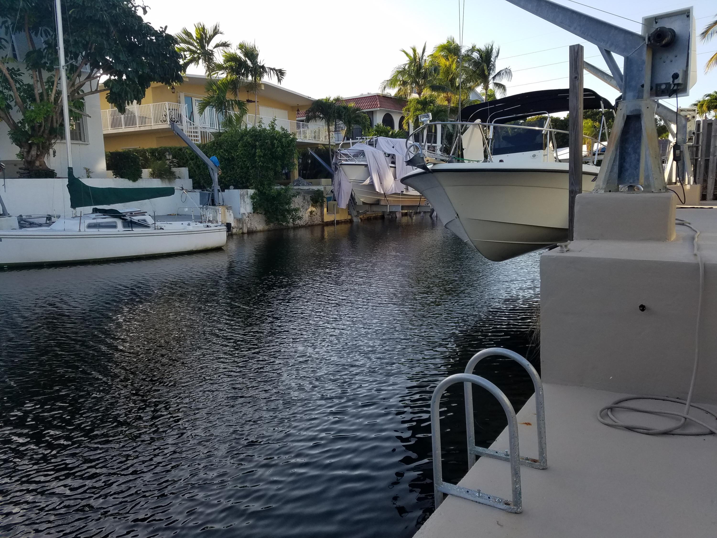 16 Bahama Road Key Largo, FL 33037 - Photo 36 of 39 20170108_163940