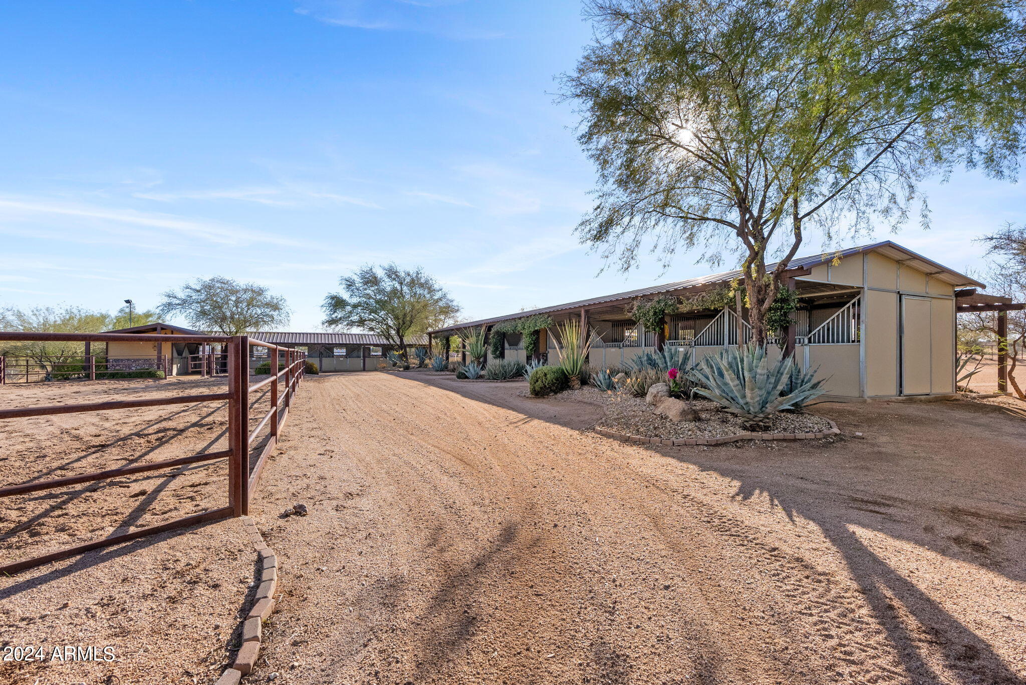 14705 East Redbird Road Scottsdale, AZ 85262 - Photo 53 of 77 preview arena