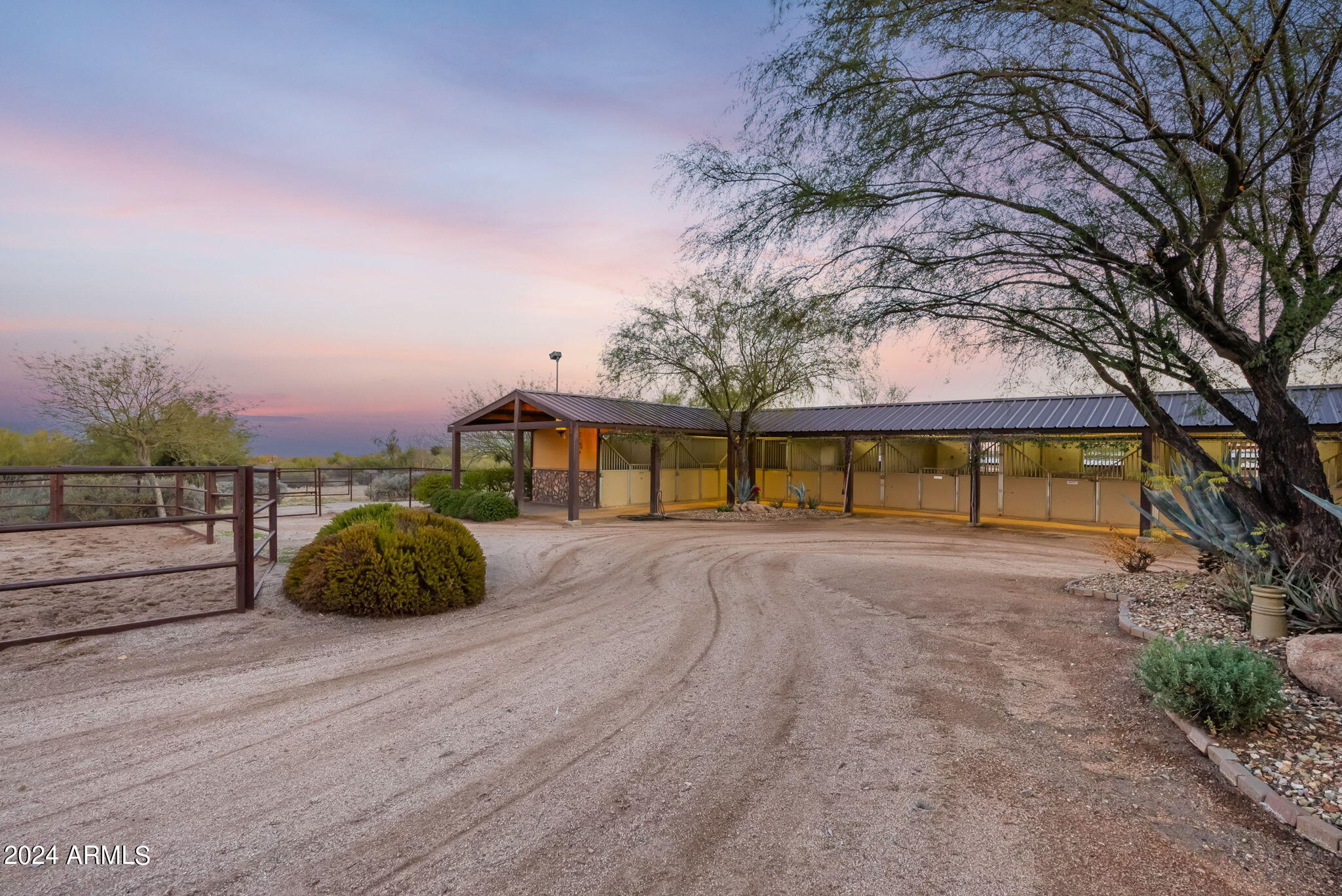 14705 East Redbird Road Scottsdale, AZ 85262 - Photo 58 of 77 barn courtyard
