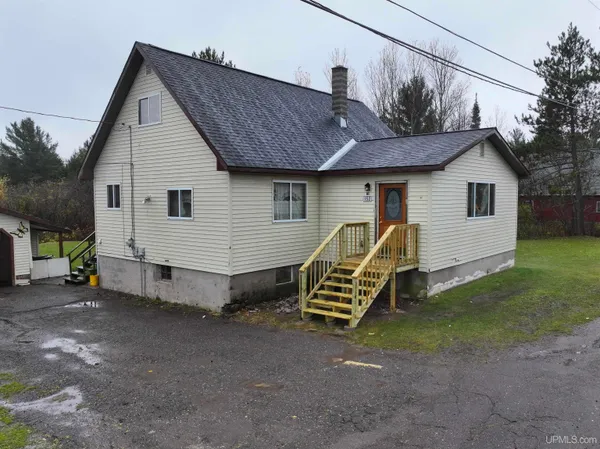 $129,000 | 152 Birch Street, Allouez, MI 49805