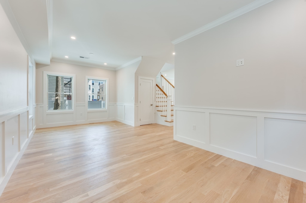 147 West 8th Street Boston, MA 02127 - Photo 12 of 33