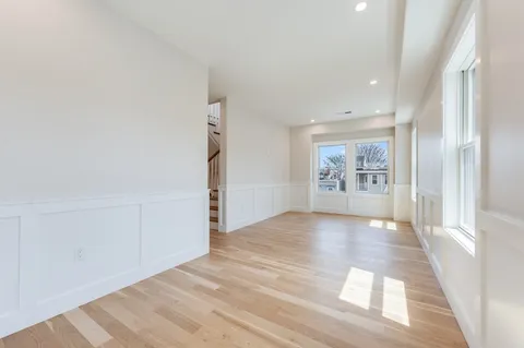 $2,249,000 | 147 West 8th Street, Boston, MA 02127
