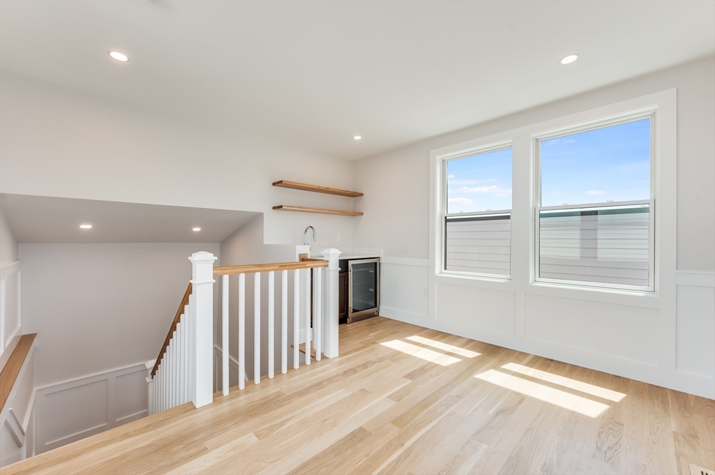 147 West 8th Street Boston, MA 02127 - Photo 28 of 33