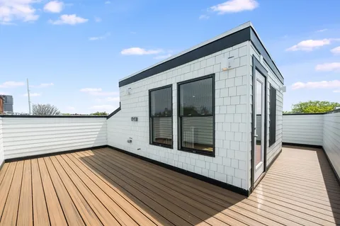 $2,249,000 | 147 West 8th Street, Boston, MA 02127