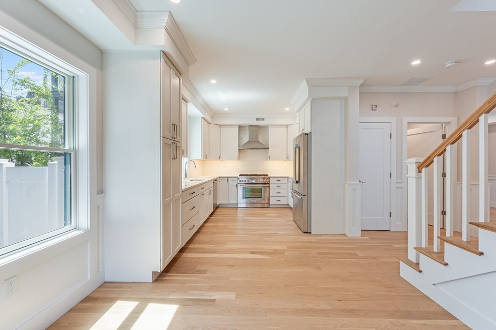 147 West 8th Street Boston, MA 02127 - Photo 5 of 33