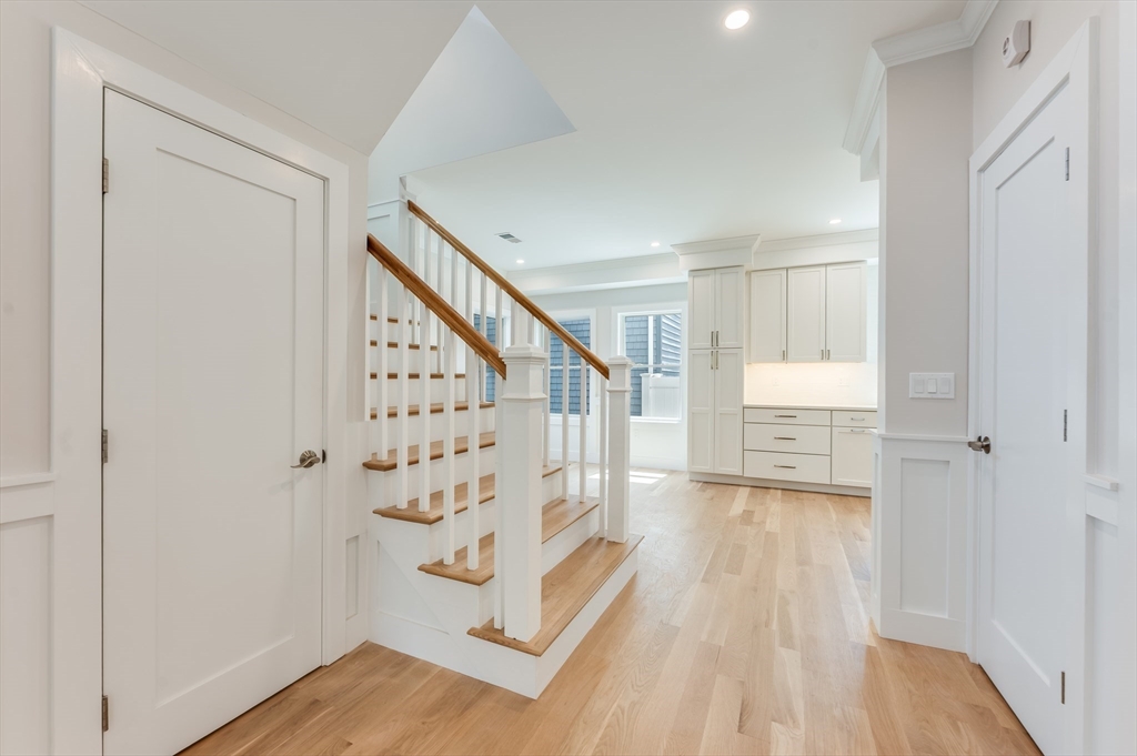 147 West 8th Street Boston, MA 02127 - Photo 7 of 33