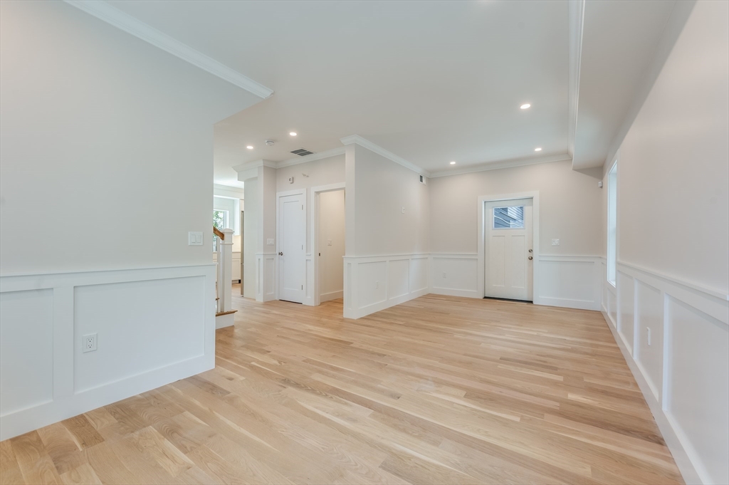 147 West 8th Street Boston, MA 02127 - Photo 10 of 33