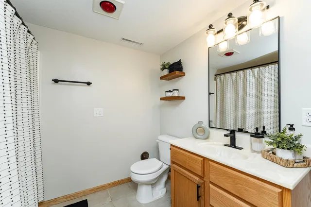 $325,000 | 4147 Peregrine Ln S East, Rochester, MN 55904