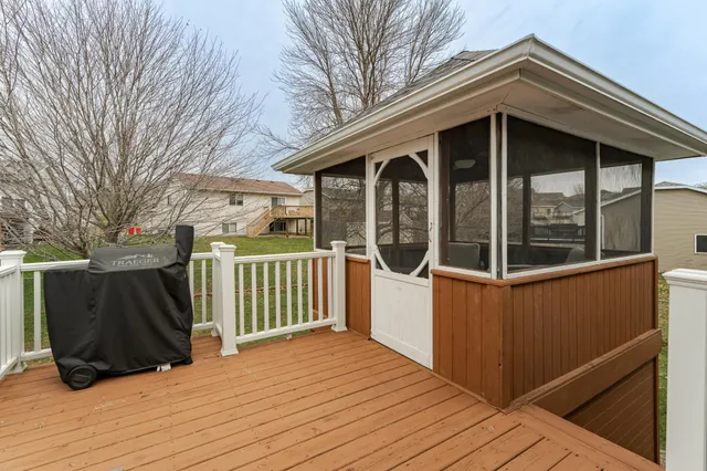 $325,000 | 4147 Peregrine Ln S East, Rochester, MN 55904