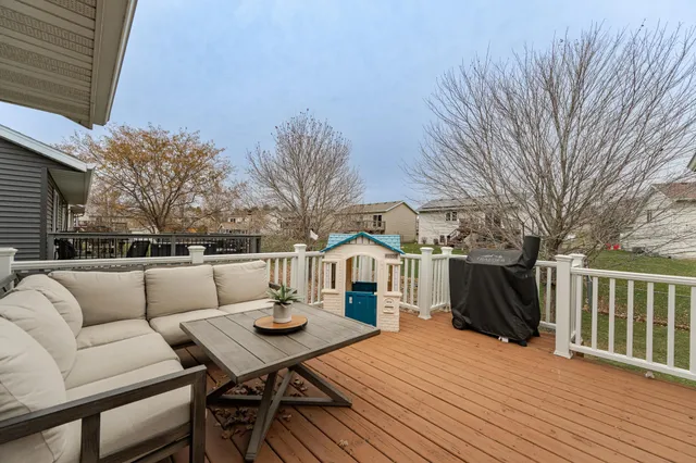 $325,000 | 4147 Peregrine Ln S East, Rochester, MN 55904