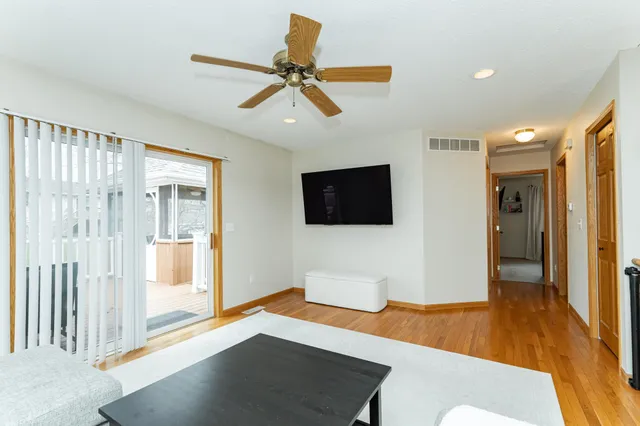 $325,000 | 4147 Peregrine Ln S East, Rochester, MN 55904