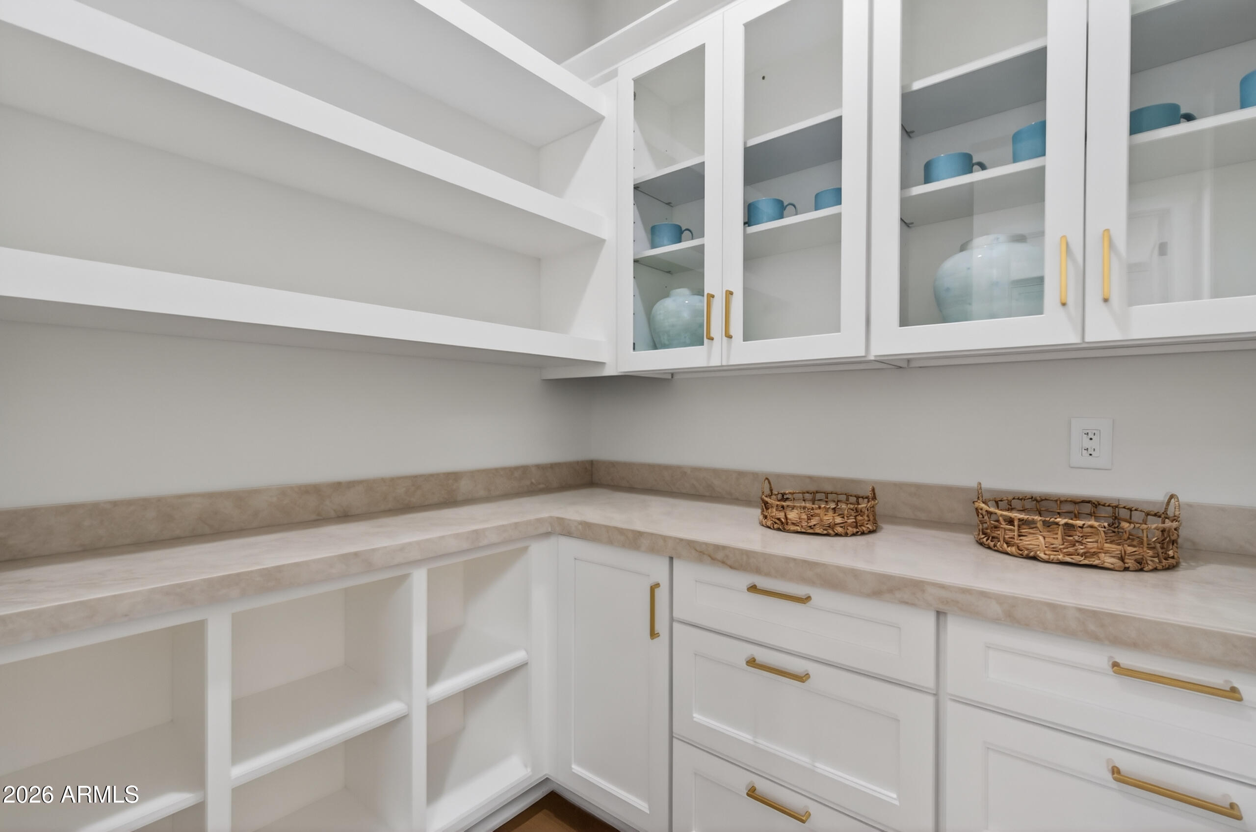 4048 East Edgemont Avenue Phoenix, AZ 85018 - Photo 39 of 88 Walk in pantry