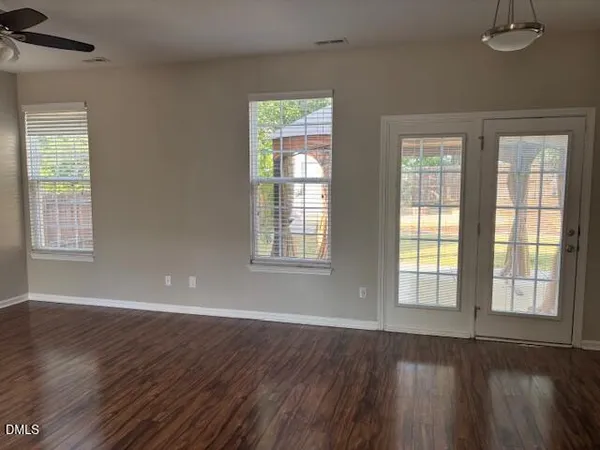 $2,100 | 113 Jasper Point Drive, Holly Springs, NC 27540