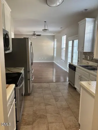 $2,100 | 113 Jasper Point Drive, Holly Springs, NC 27540