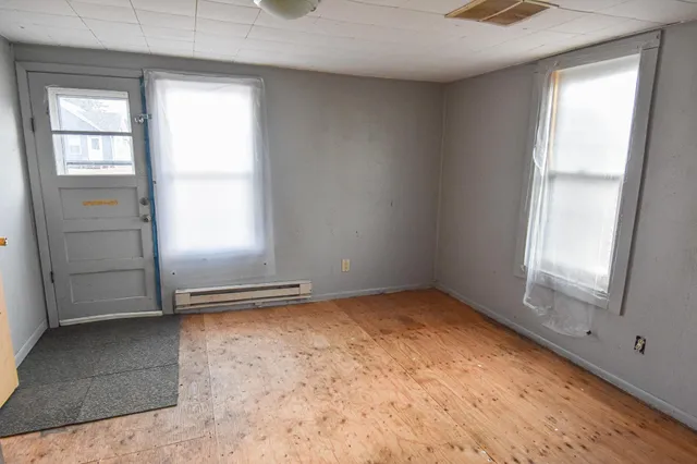 $55,000 | 715 8th Street East, Thief River Falls, MN 56701