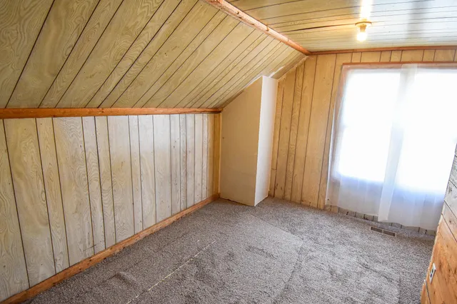 $55,000 | 715 8th Street East, Thief River Falls, MN 56701