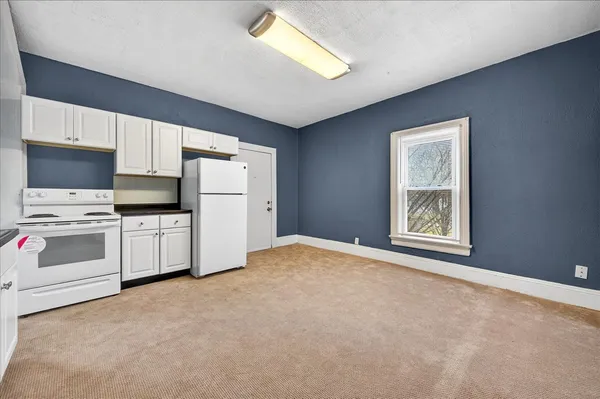 $230,000 | 314 West Wood Street, Bloomington, IL 61701