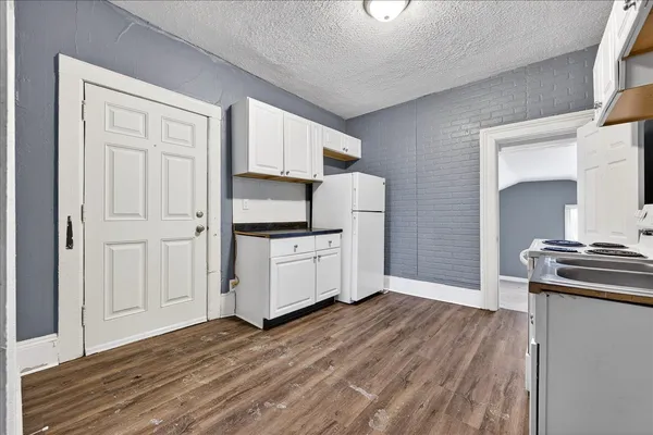 $230,000 | 314 West Wood Street, Bloomington, IL 61701