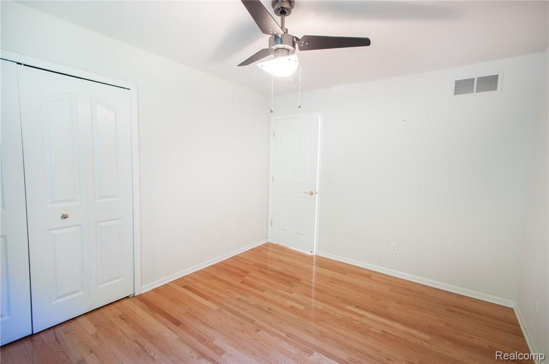 2825 Long Meadow Lane Rochester, MI 48307 - Photo 38 of 58 LongMeadowLn_2825_BedA_04.jpg